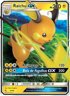 Carta Raichu GX da coleção Hidden Fates